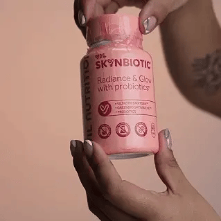 Skynbiotic combina probióticos + colágeno + ácido hialurónico para combatir marcas, brotes y manchas de tu piel.